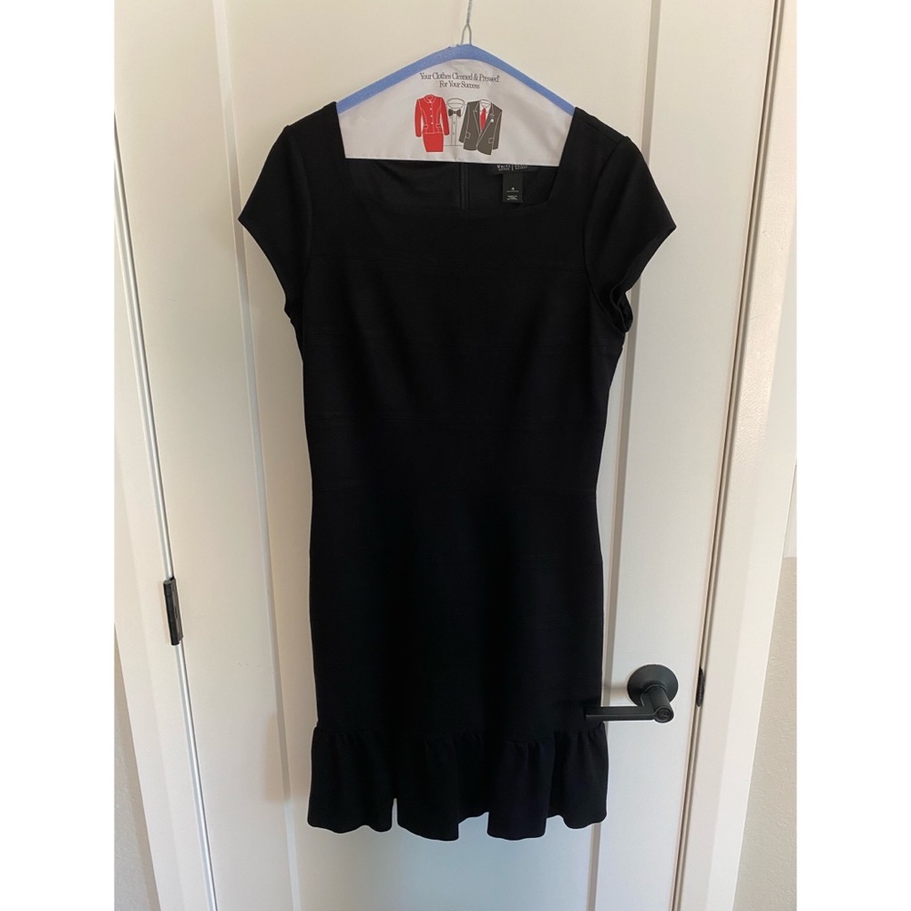 White House Black Market Black Square Neck Short Sleeved Dress
